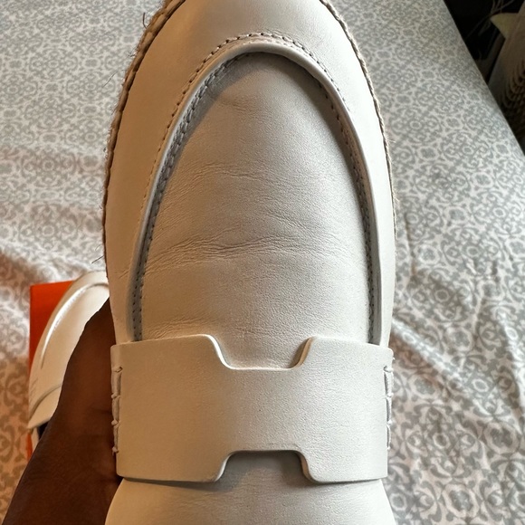 *SOLD* Hermes Trip Espadrilles (White) - Picture 3 of 8